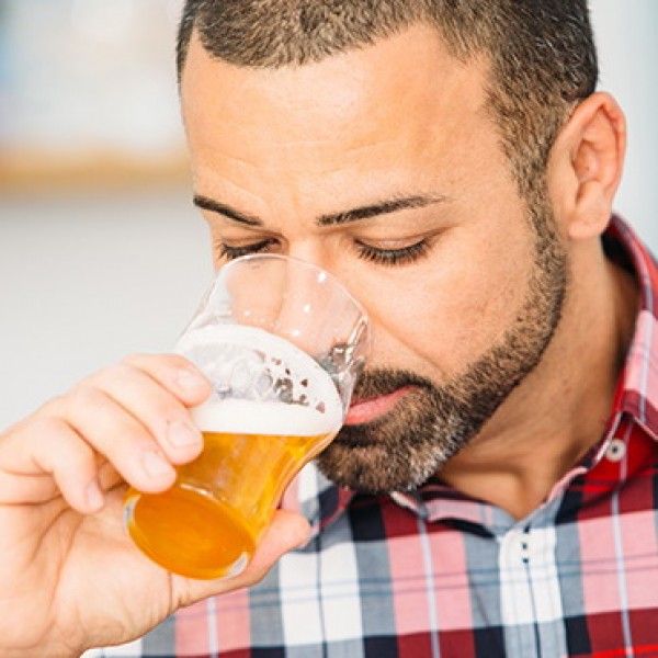 Un mundo sensorial en la cerveza: la cata Un mundo sensorial en la cerveza: la cata